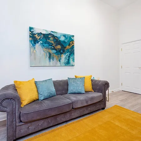 Minsters Reach Three - Uk2748 Holiday home